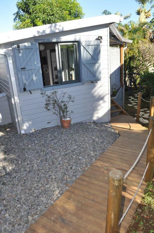 Ti Joli Caz En Bois Apartment Saint-Gilles-les Hauts Exterior foto